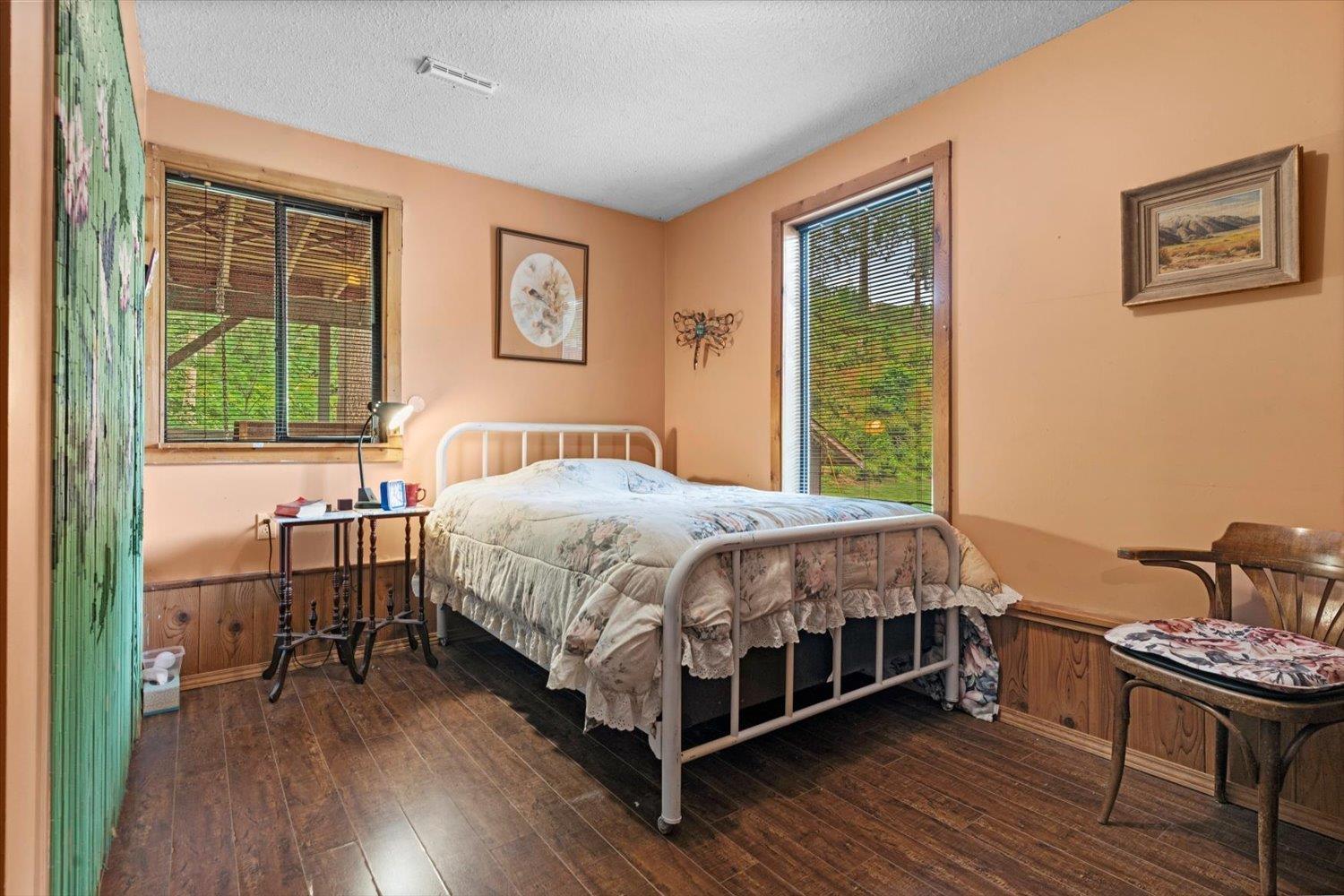 3834 KAREN DRIVE|Cultus Lake East
