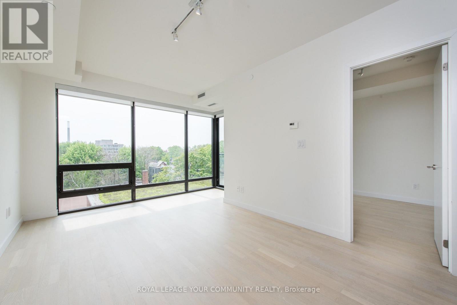 502 - 246 LOGAN AVENUE