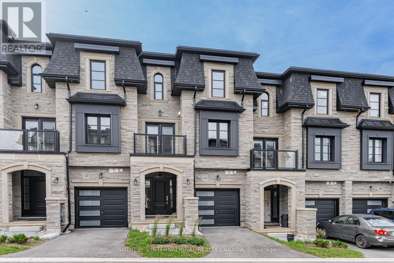 24 - 675 VICTORIA ROAD N