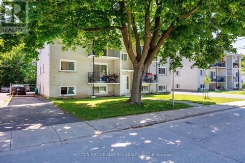 2 - 91 TORONTO STREET Kingston (Central City East) ON K7L4A5