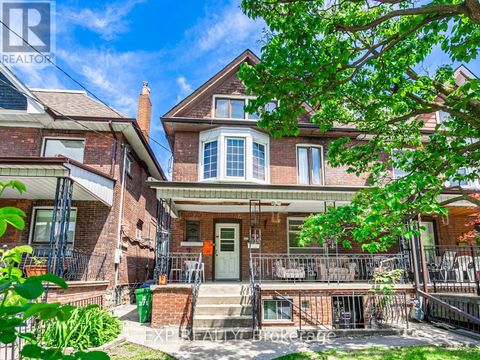 371 CRAWFORD STREET Toronto (Trinity-Bellwoods) ON M6J2V7