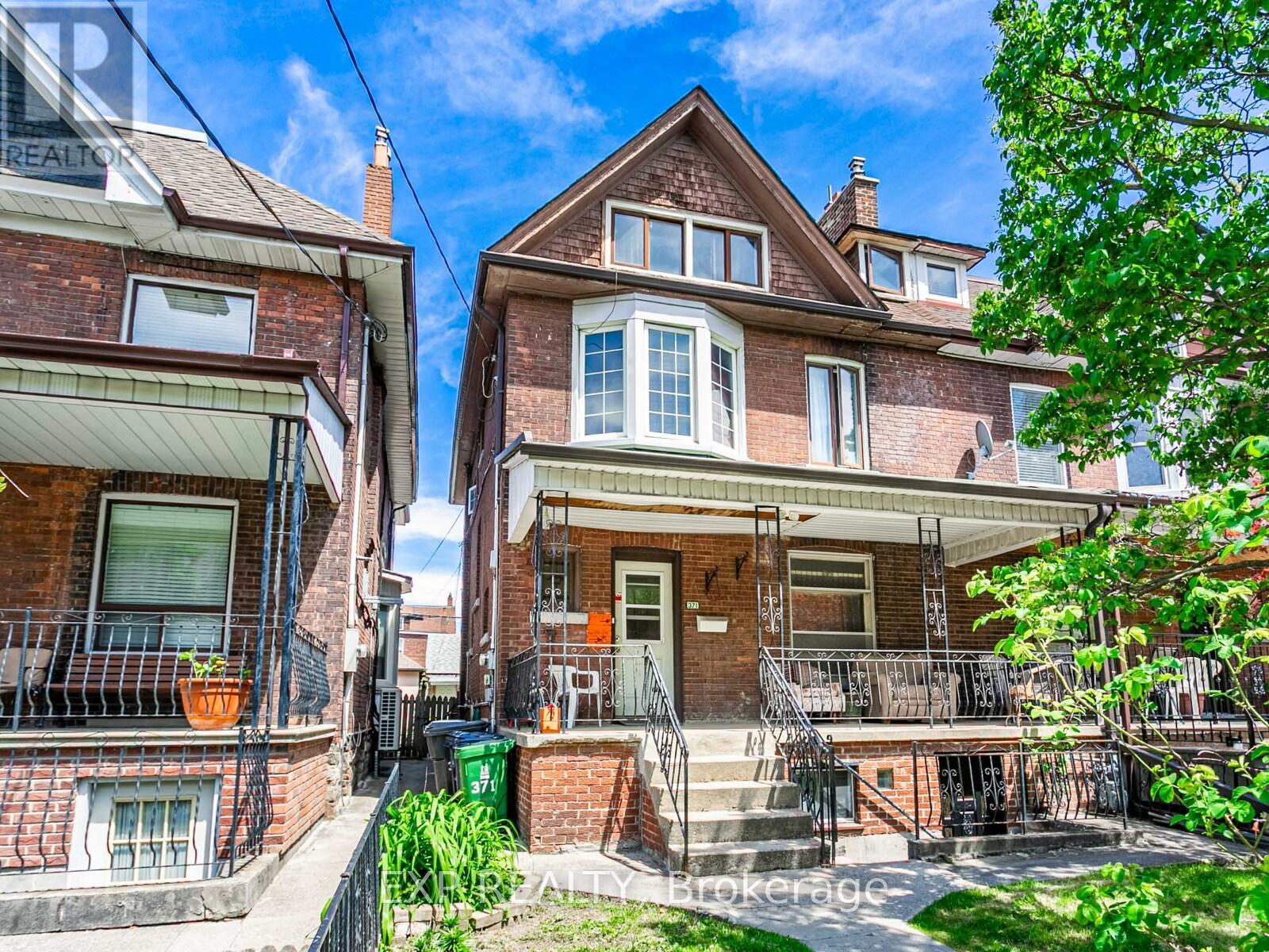 371 CRAWFORD STREET