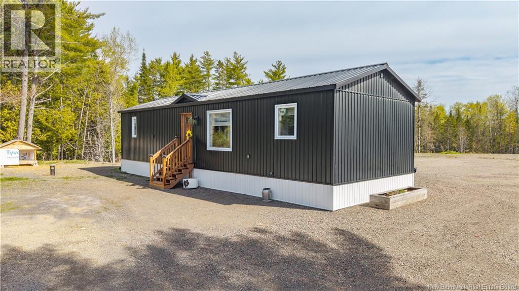 86 Hayman Avenue