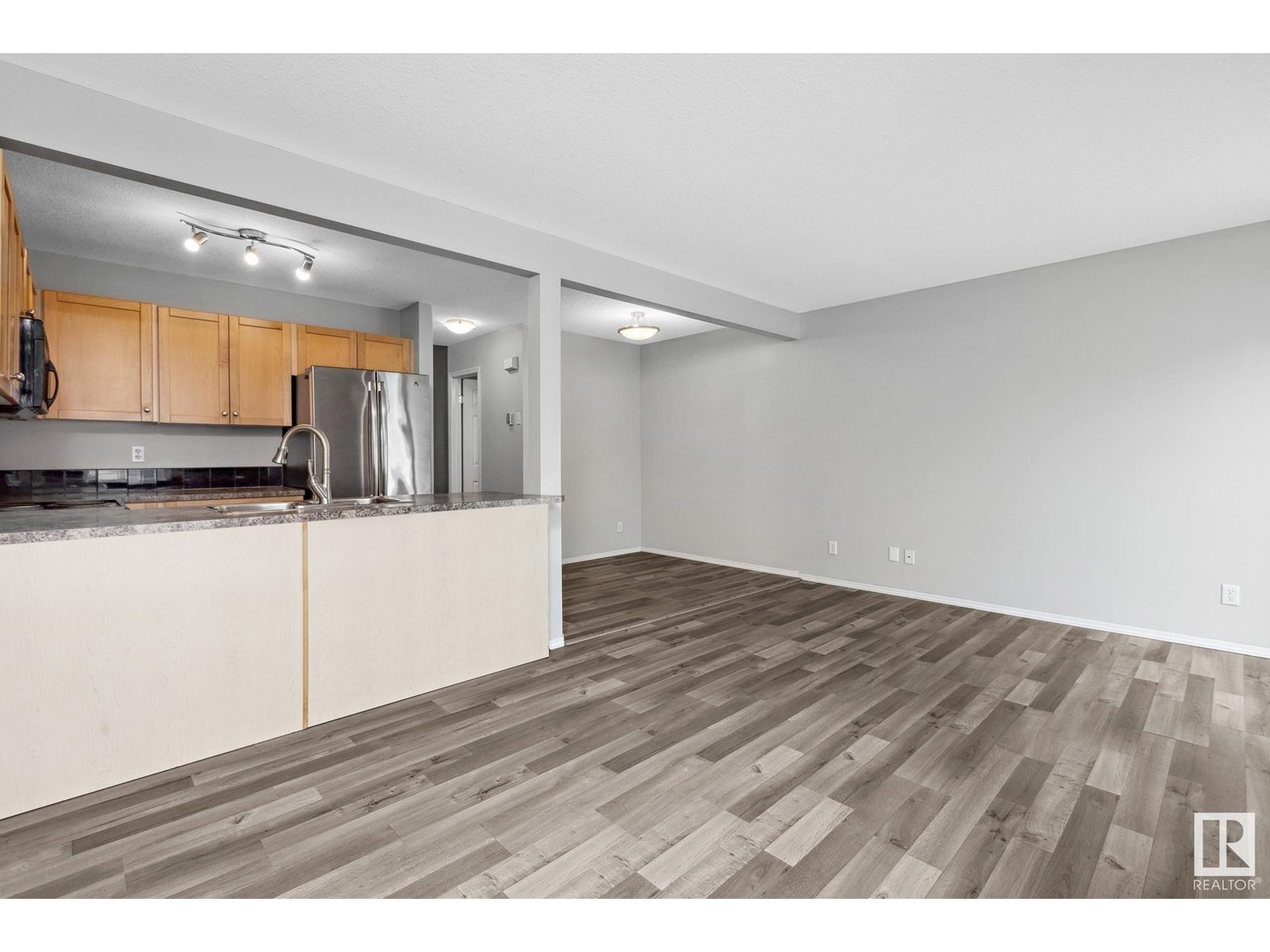 #39 150 EDWARDS DR SW