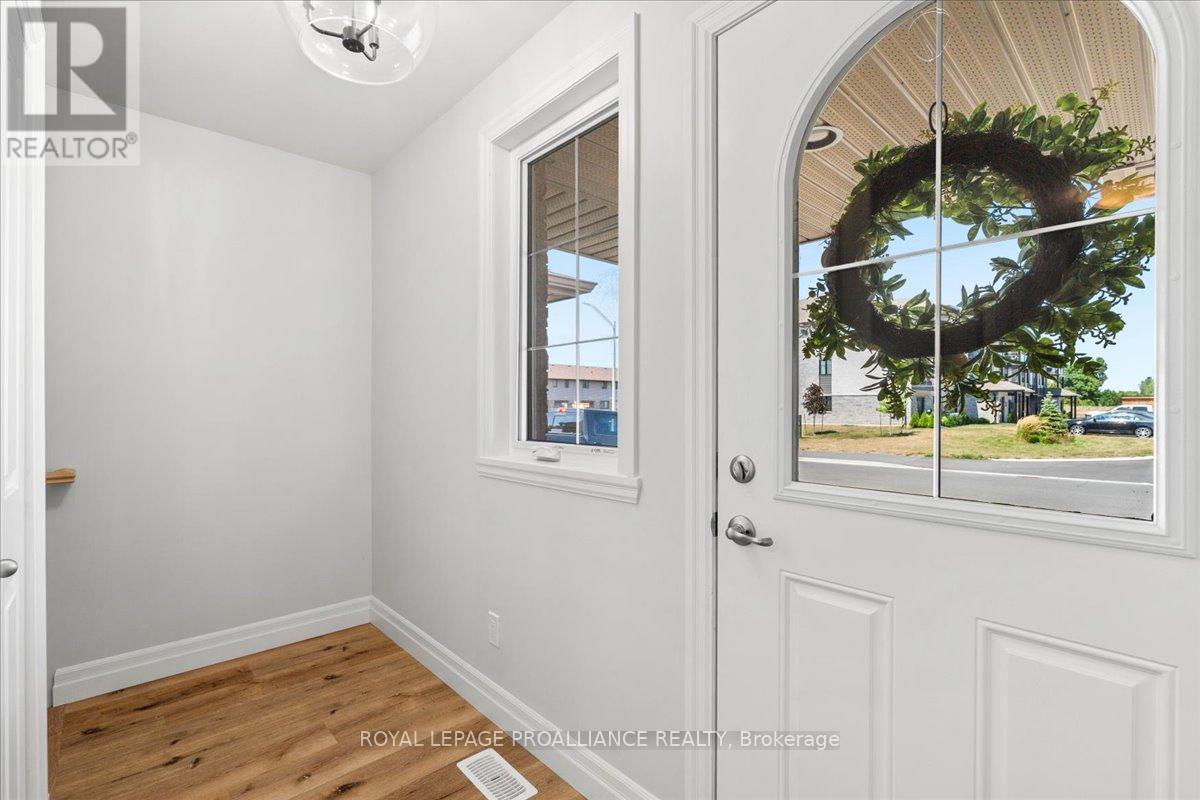 39 HILLSIDE MEADOW DRIVE