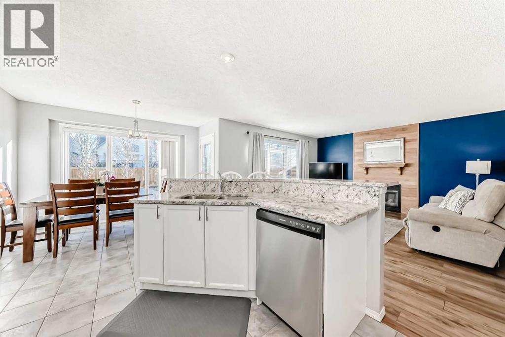 344 Copperfield Boulevard SE