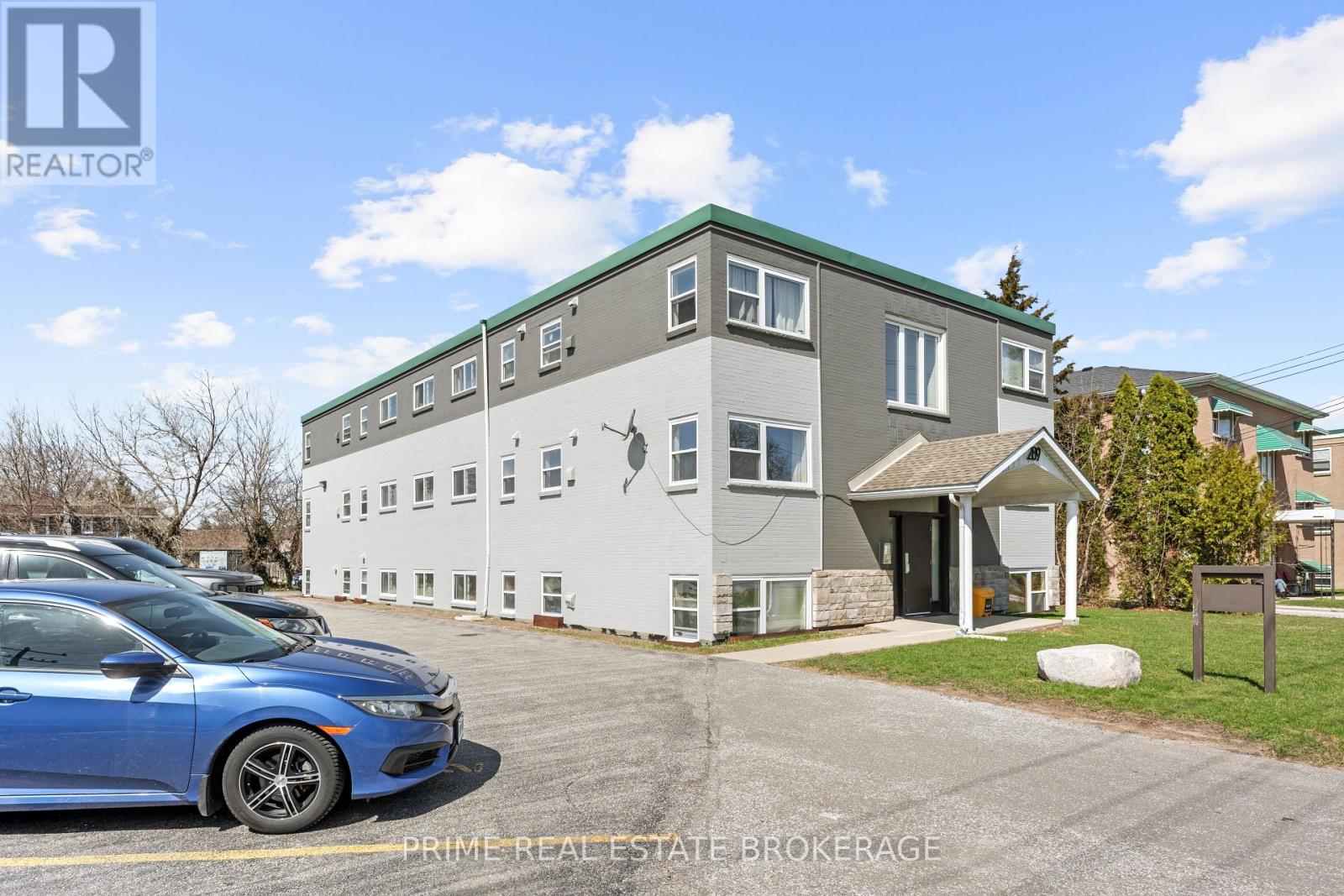 289 INDIAN ROAD S