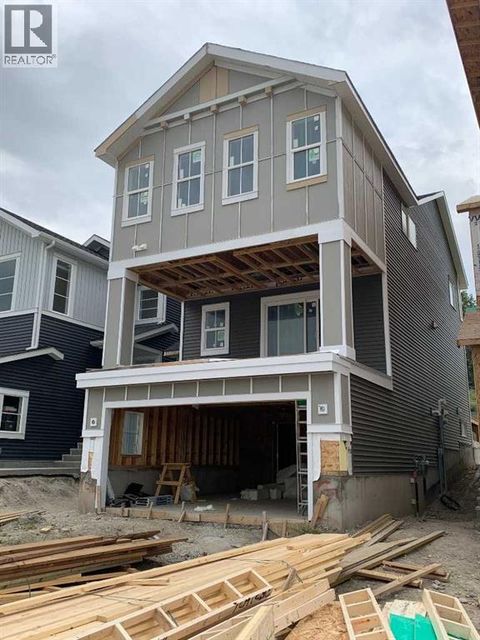 144 Crimson Ridge Place NW Calgary AB T3L0K4