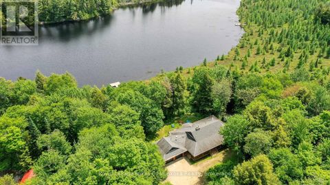 1420 LIMBERLOST ROAD Lake of Bays (Sinclair) ON P1H2J6