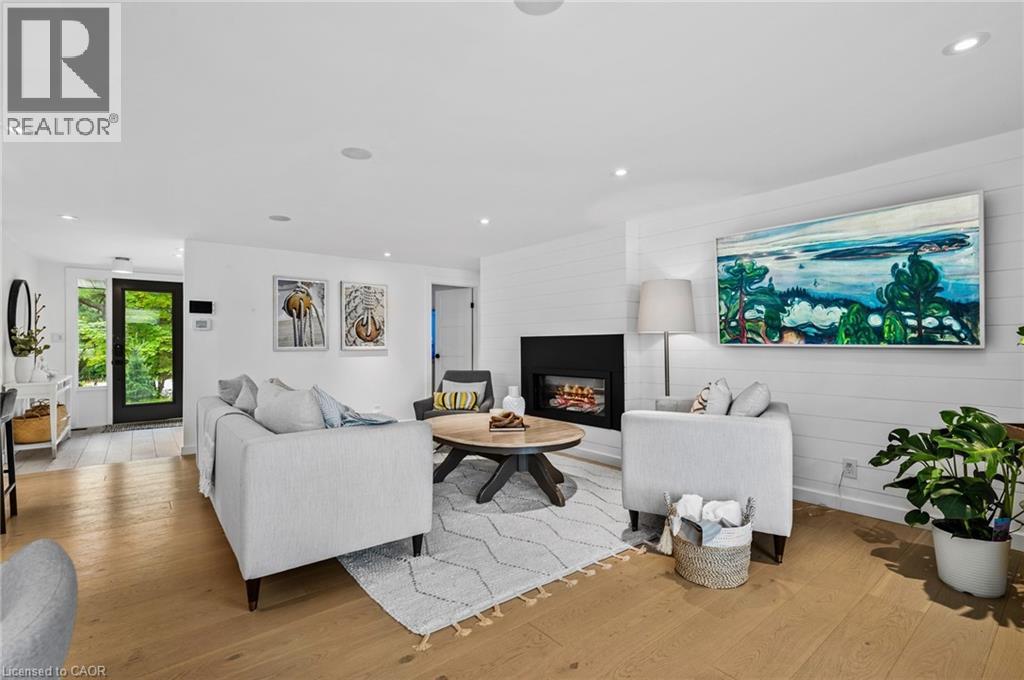 2872 MUSKOKA ROAD 118 W