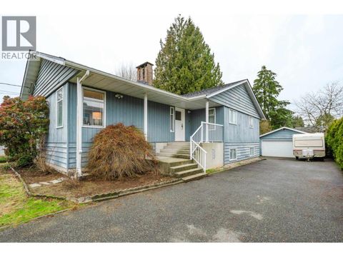 19475 116B AVENUE Pitt Meadows BC V3Y1G1