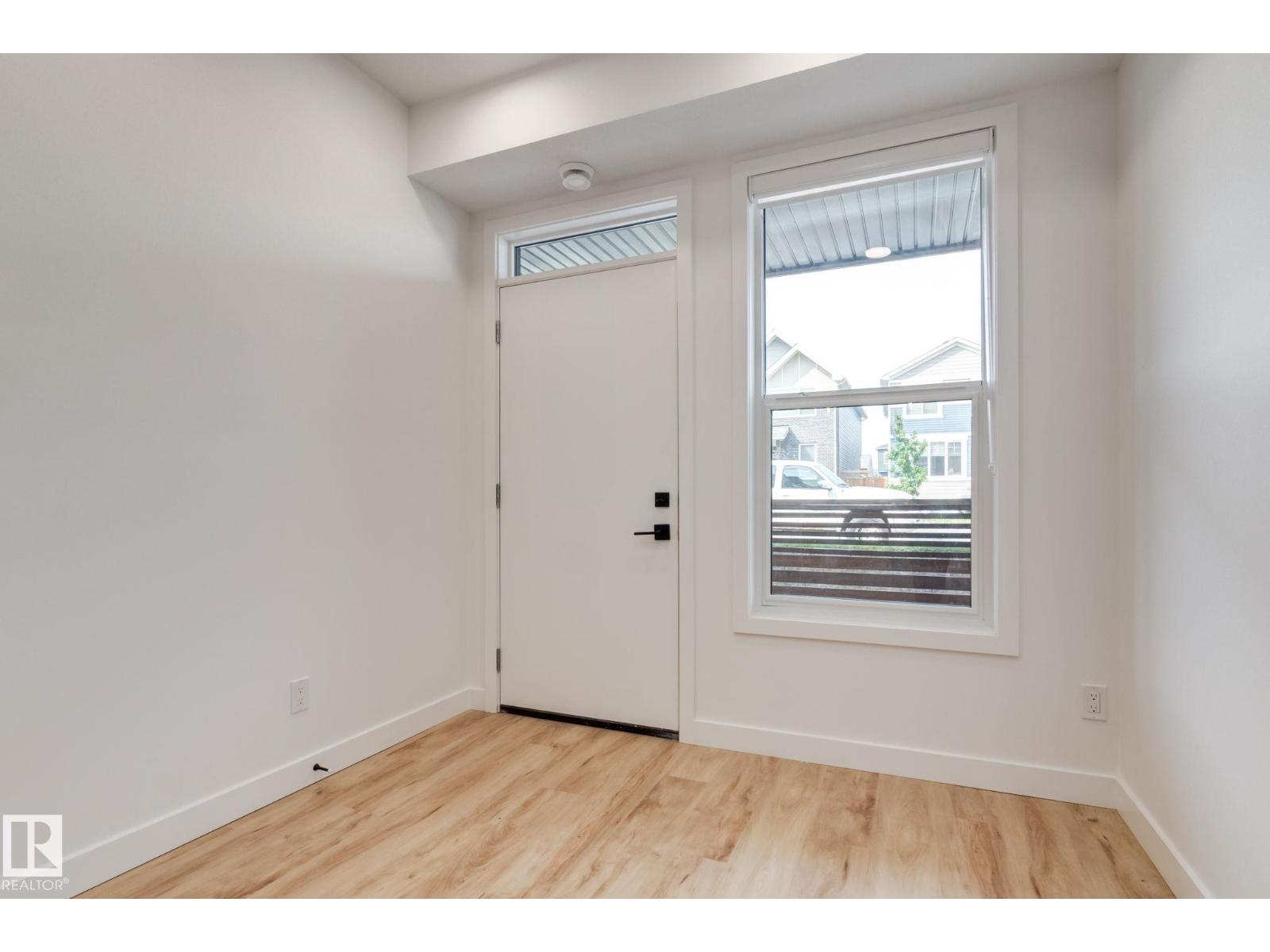 16231 19 AV SW