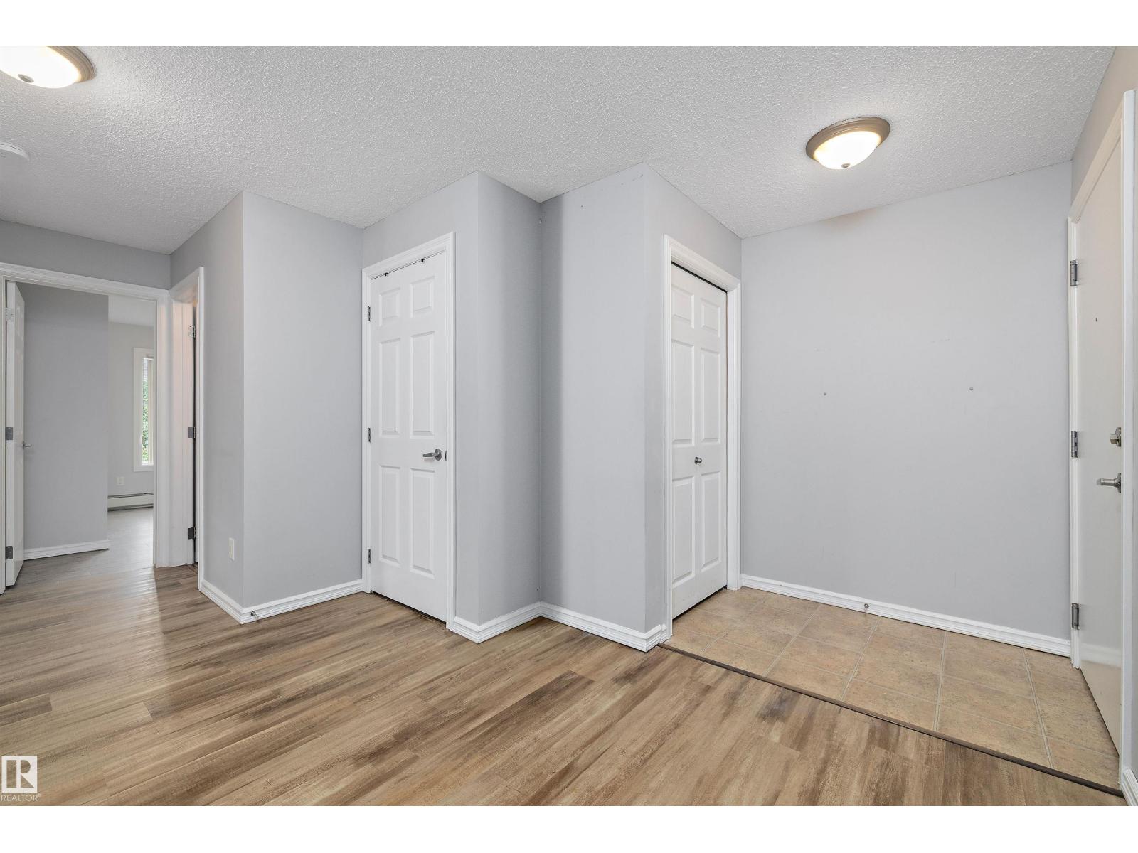 #201 4407 23 ST NW