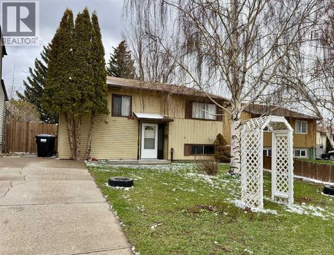 213 Stafford Bay N Lethbridge AB T1H5L2