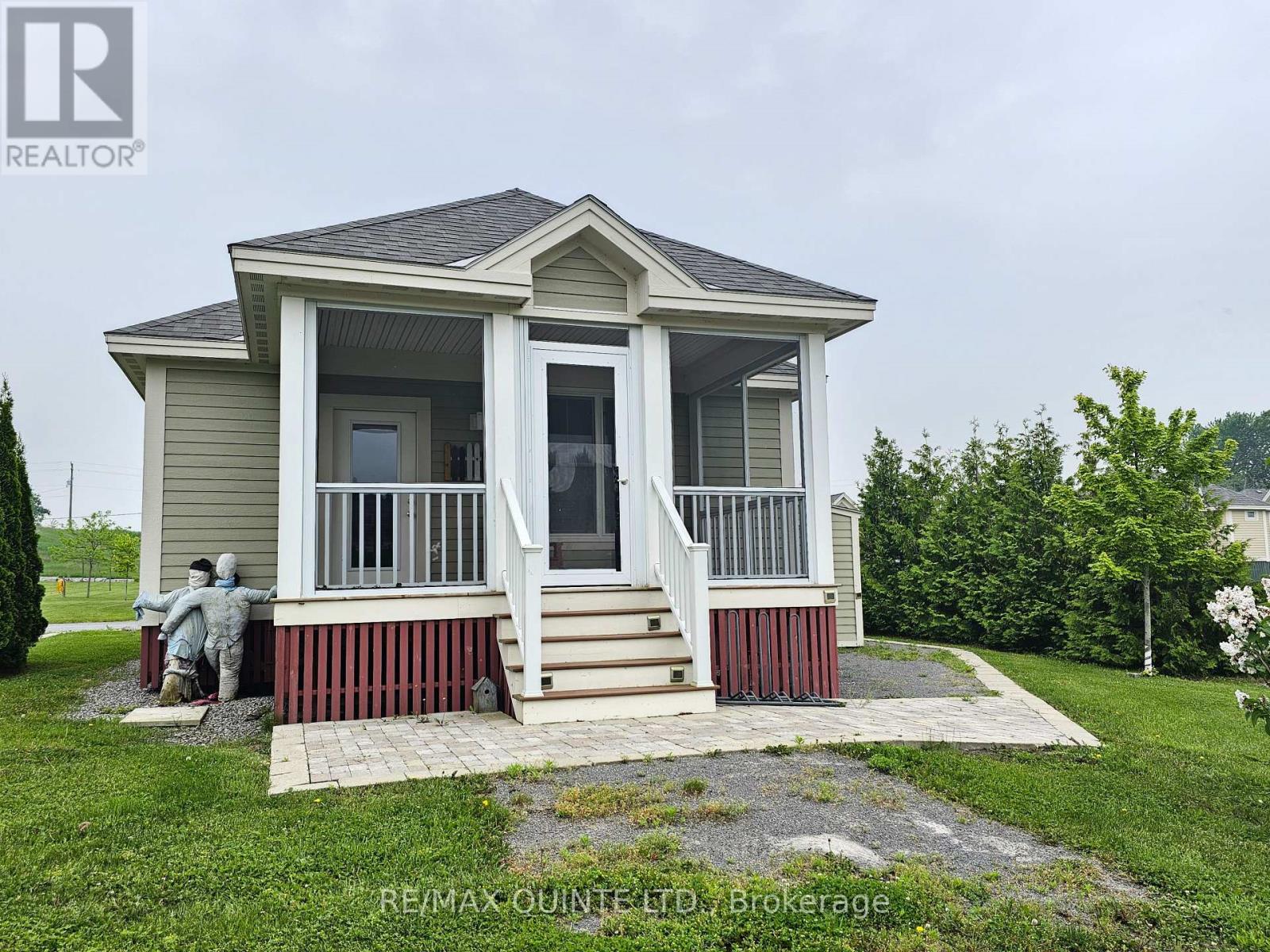 16 BUTTERNUT LANE