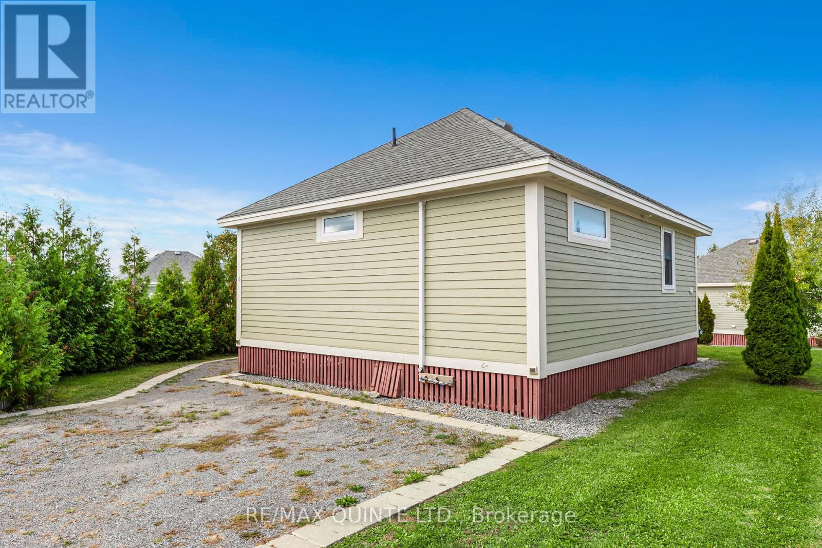 16 BUTTERNUT LANE