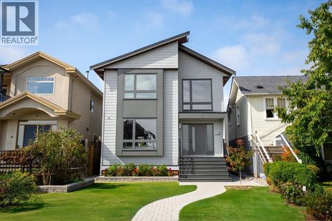 7 N HOWARD AVENUE Burnaby BC V5B1J6