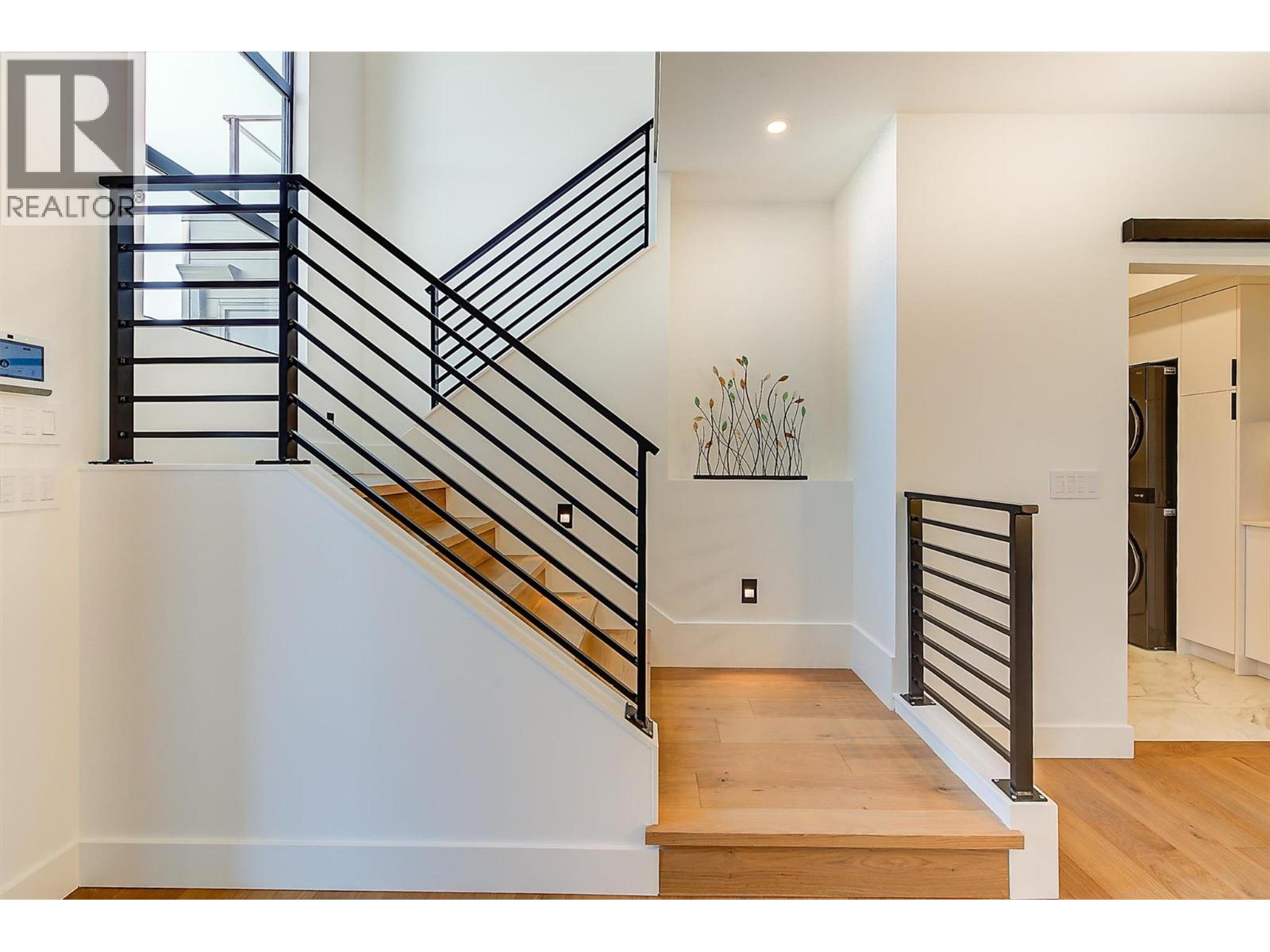 3342 Vineyard View Drive