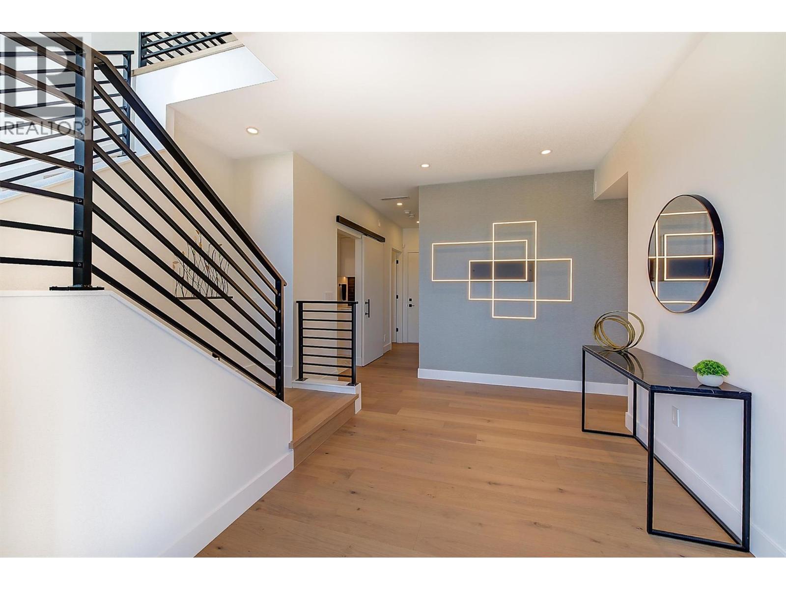 3342 Vineyard View Drive