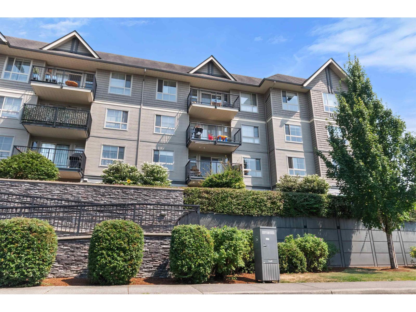 413 9000 BIRCH STREET|Chilliwack Downtown