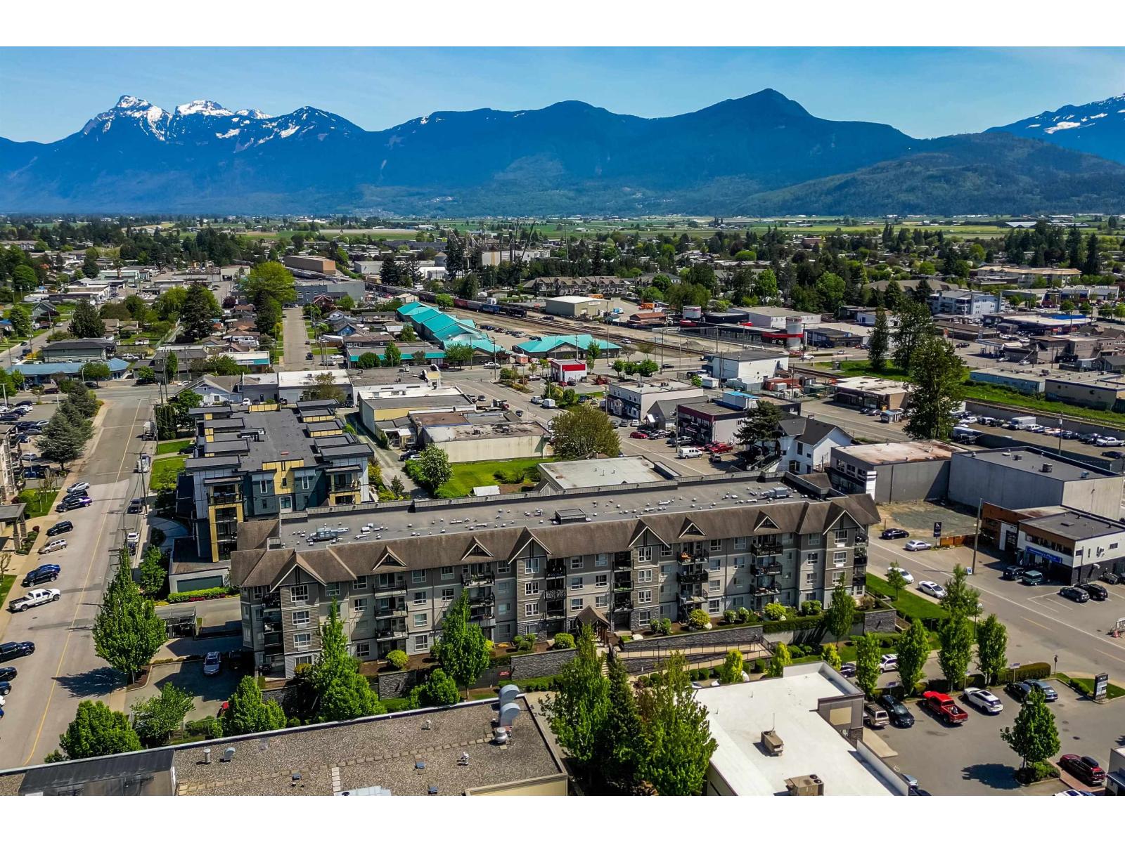 413 9000 BIRCH STREET|Chilliwack Downtown