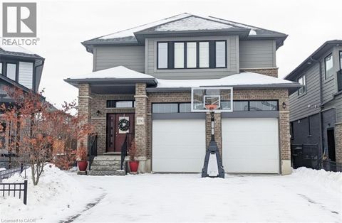 206 CARRIAGE Way S Waterloo ON N2K0C6