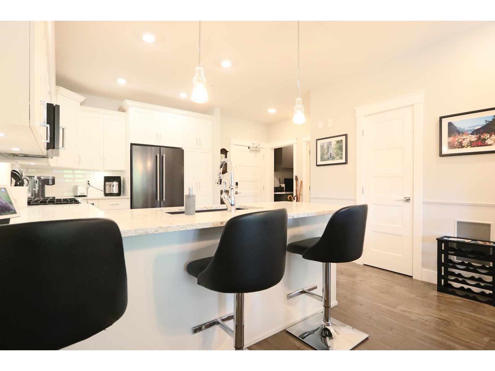 207 5380 TYEE LANE|Garrison Crossing