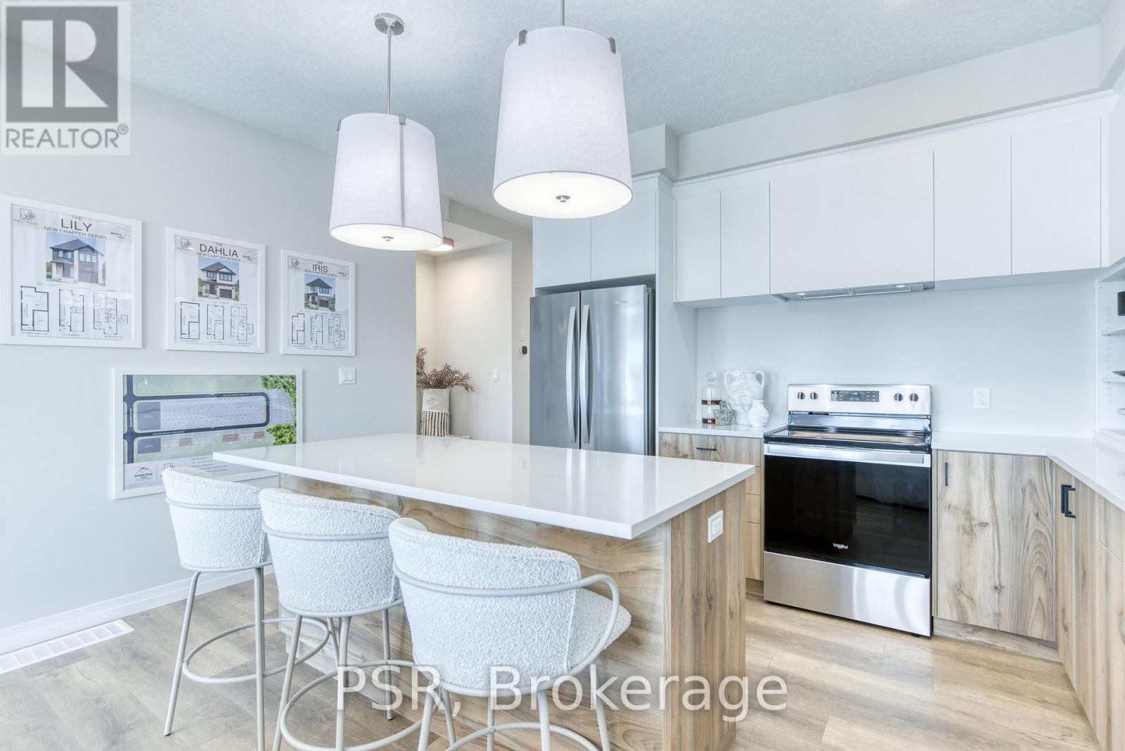 93 RIVERGREEN CRESCENT