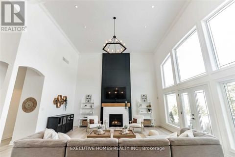 769 MUD STREET E Hamilton ON L8J3B9