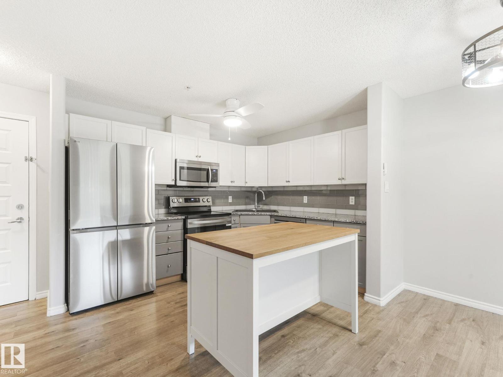 #110 646 MCALLISTER LO SW