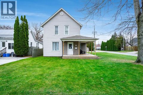 20 Churchill AVENUE Leamington ON N8H3R4