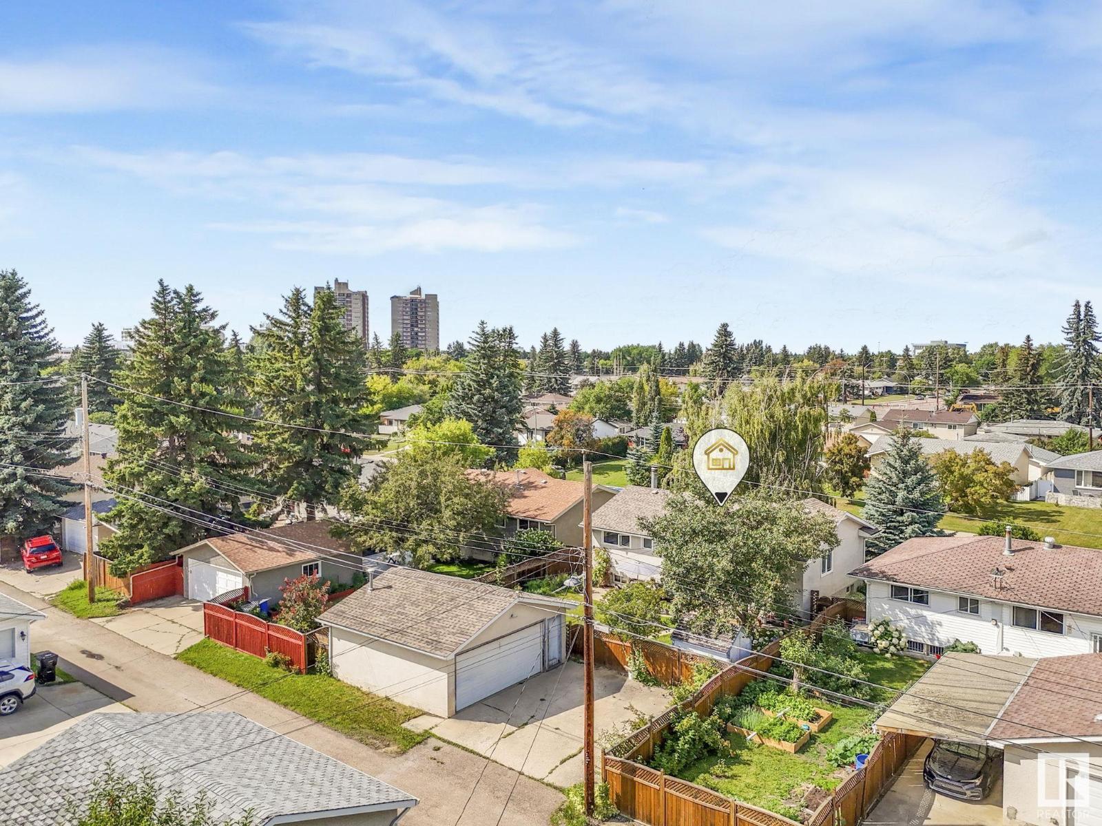16207 86 AV NW