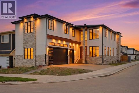 4942 84 Avenue NE Calgary AB T3J2J5
