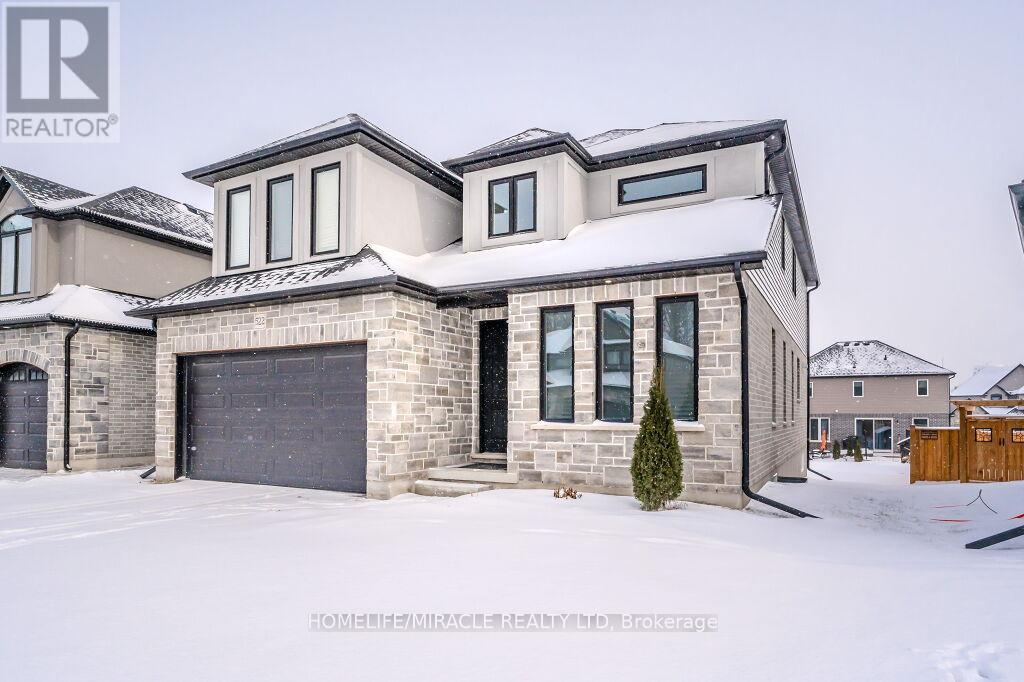 522 MASTERS DRIVE