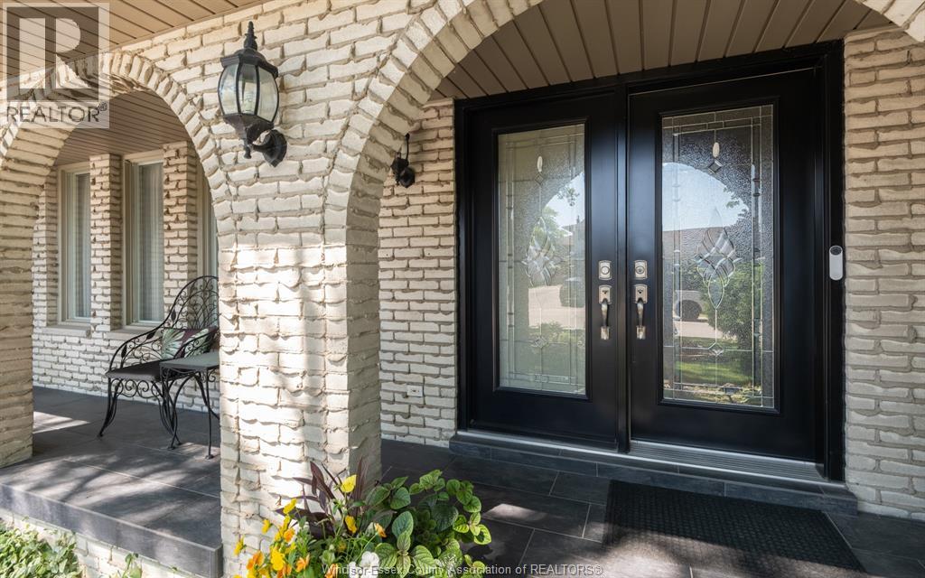 385 CENTENNIAL