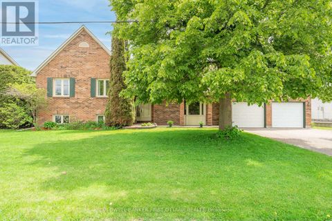 8 LACHAINE STREET SW Russell ON K0A1W0