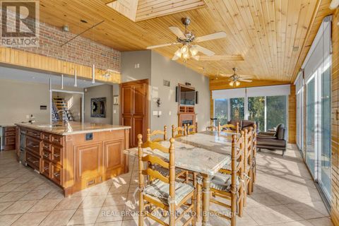55 HILLSIDE AVENUE Vaughan (Concord) ON L4K1W9