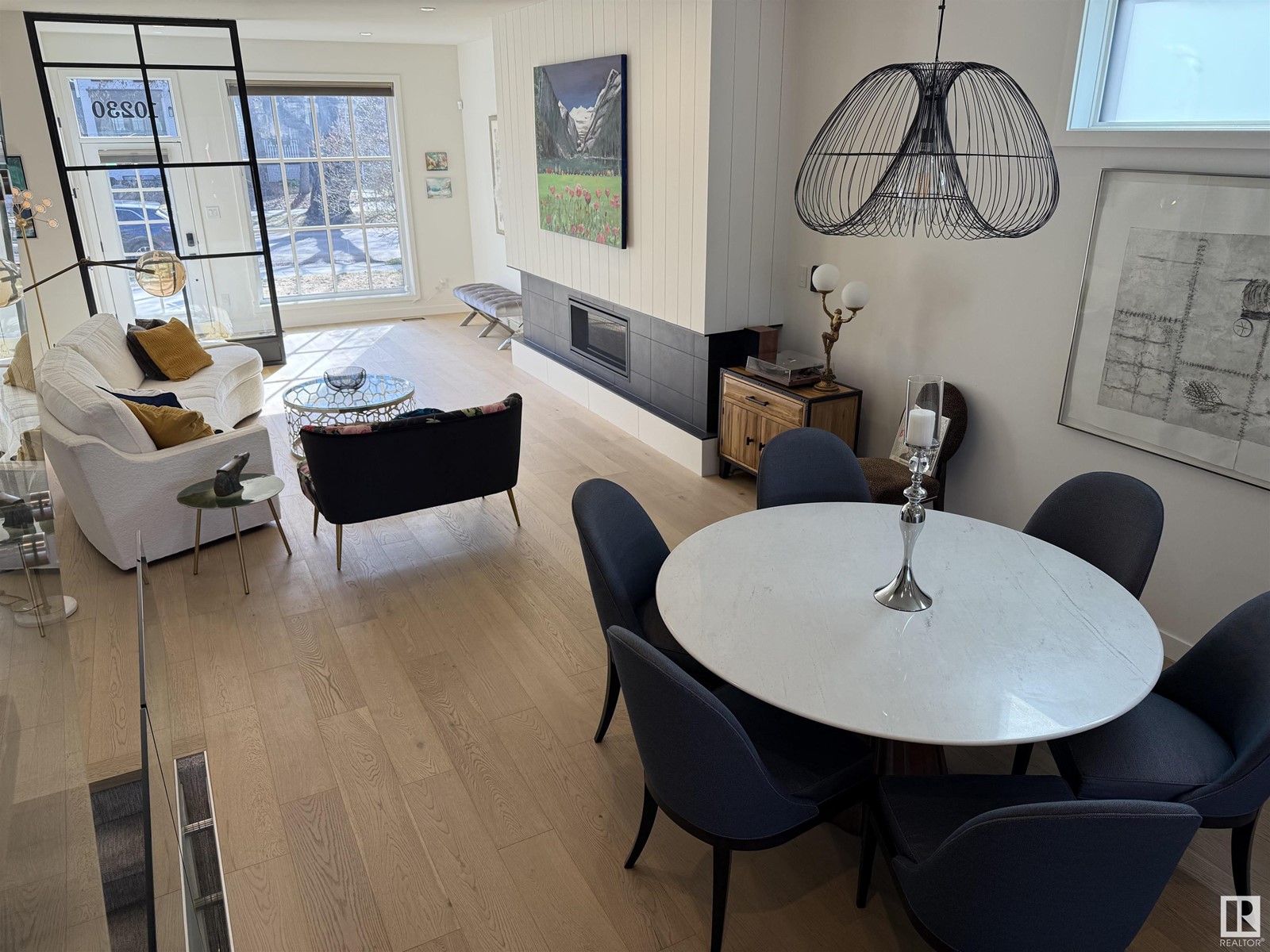 10230 125 ST NW