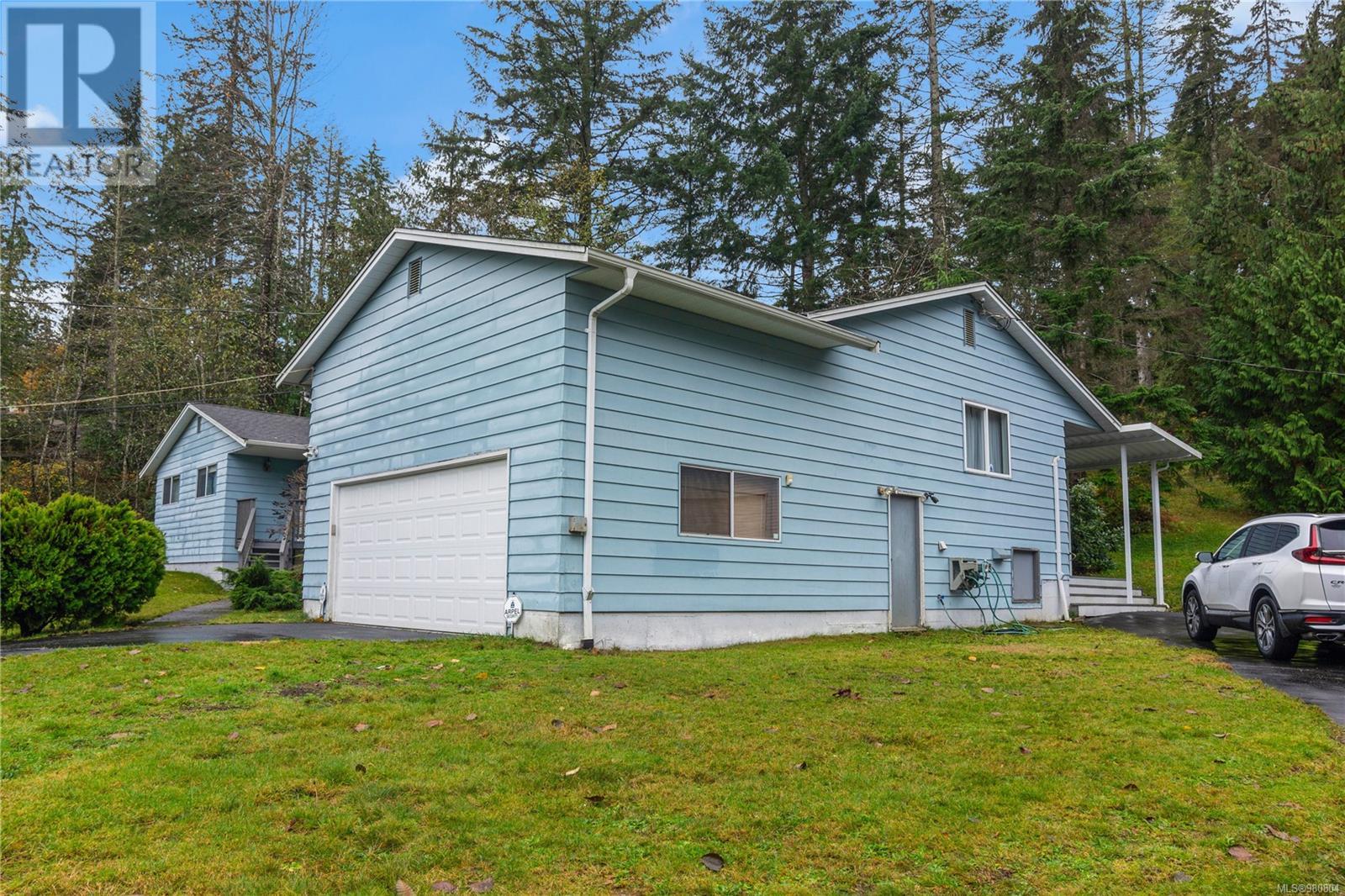 6513 Phantom Rd