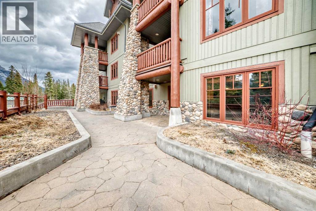 104, 150 Crossbow Place