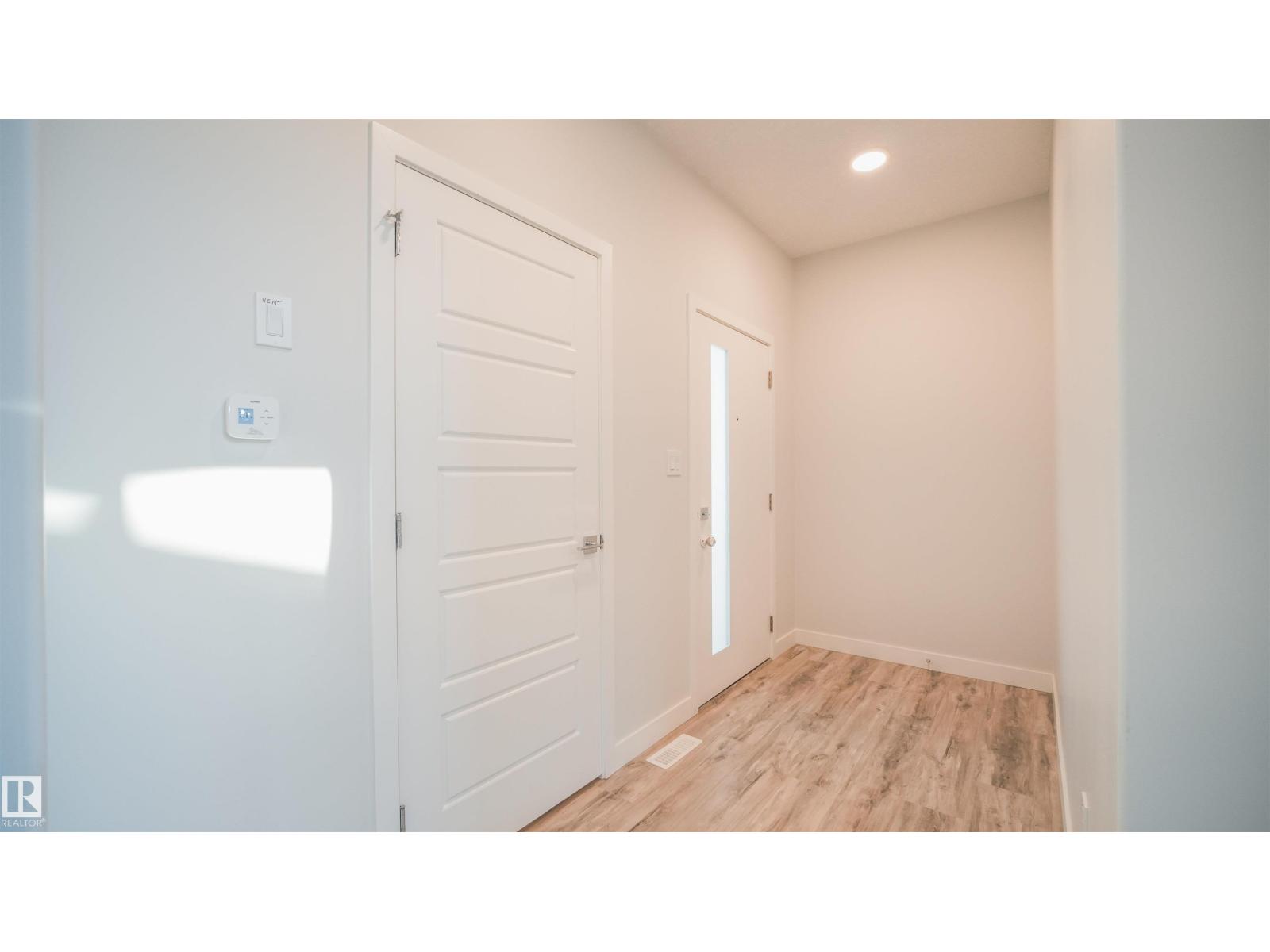 44 Dalquist Bay