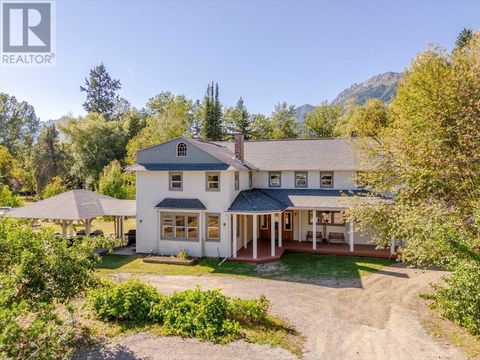 9 PARK Crescent Fernie BC V0B1M0