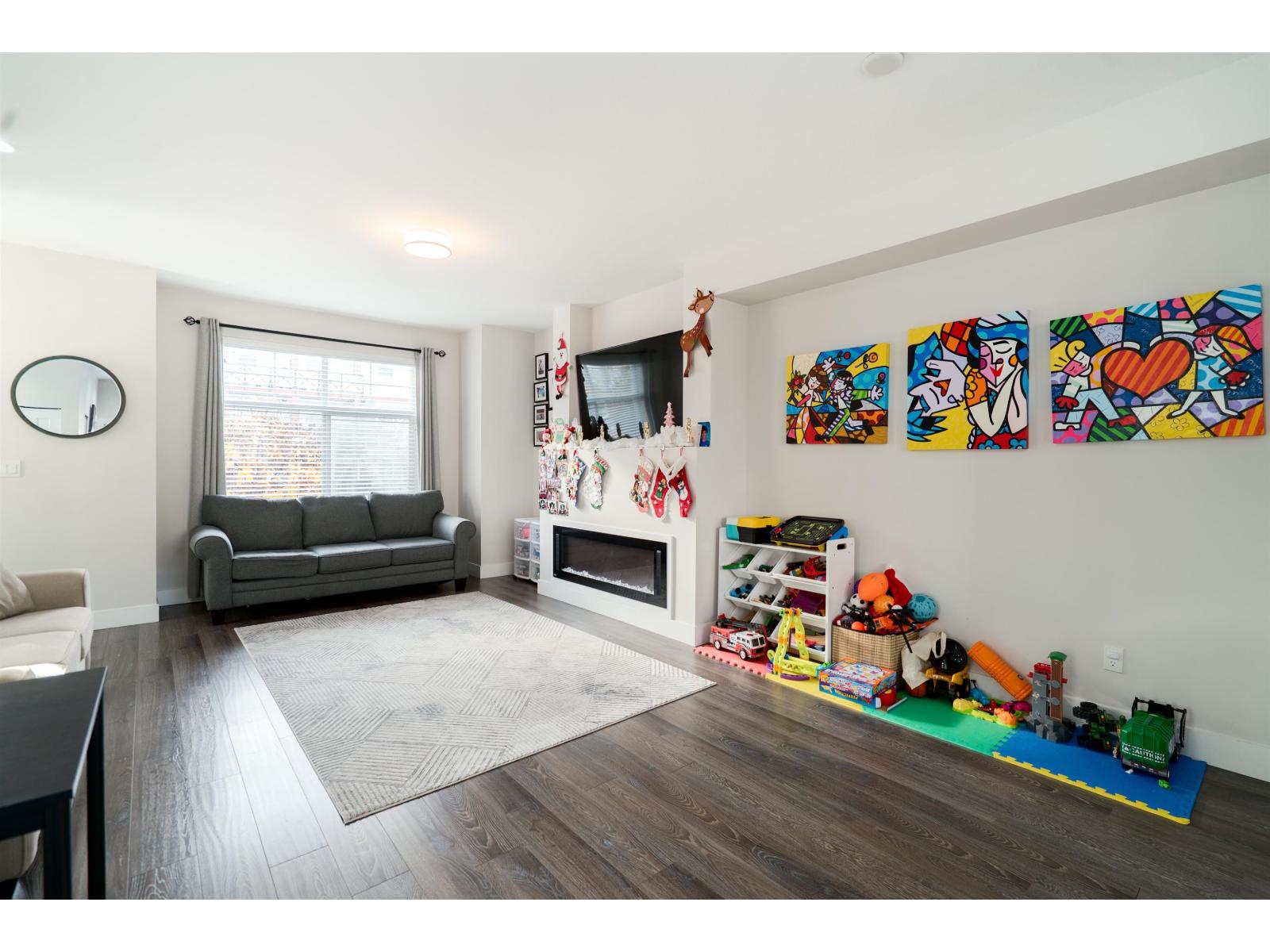 57 14541 WINTER CRESCENT