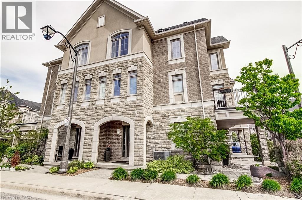 2435 GREENWICH Drive Unit# 35