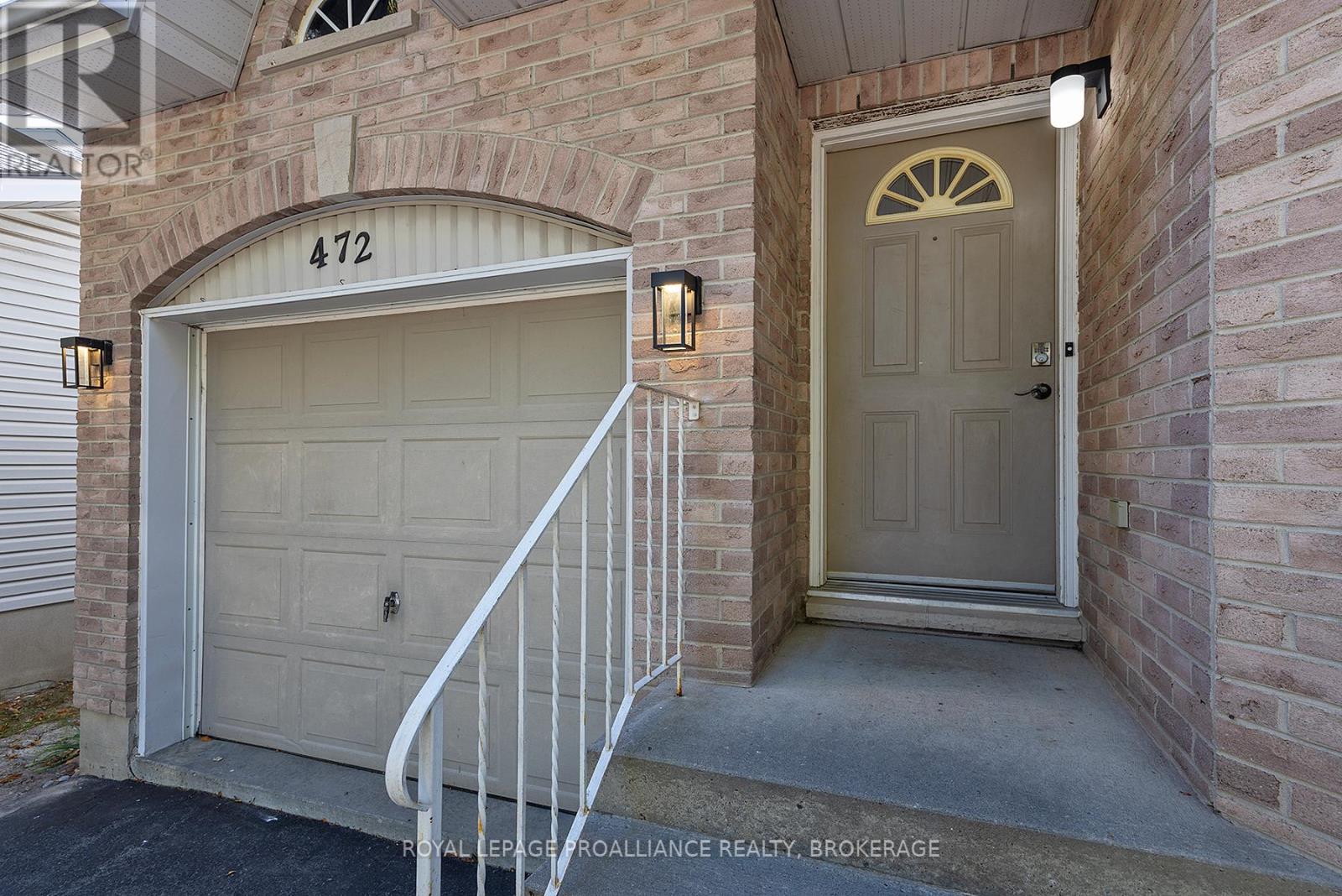 472 FREEMAN CRESCENT