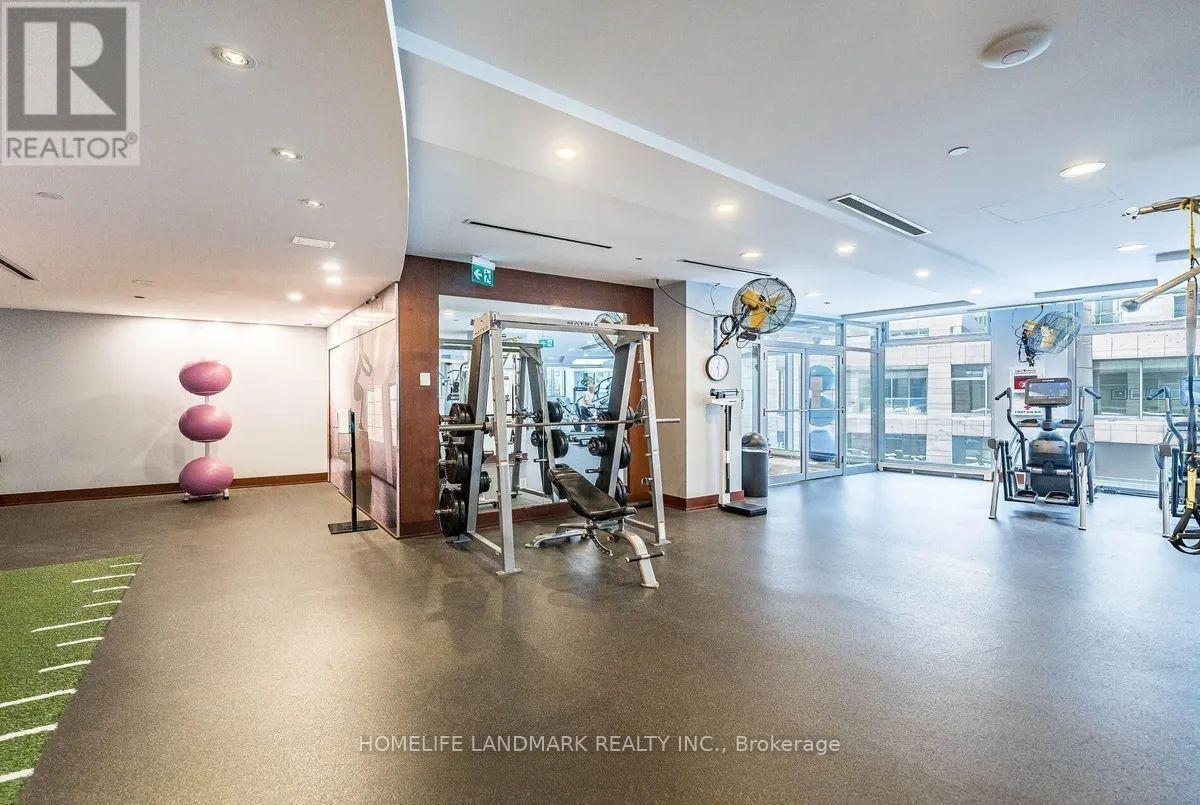 1802 - 2181 YONGE STREET