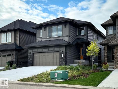 1401 AINSLIE WD SW Edmonton AB T6W3E9