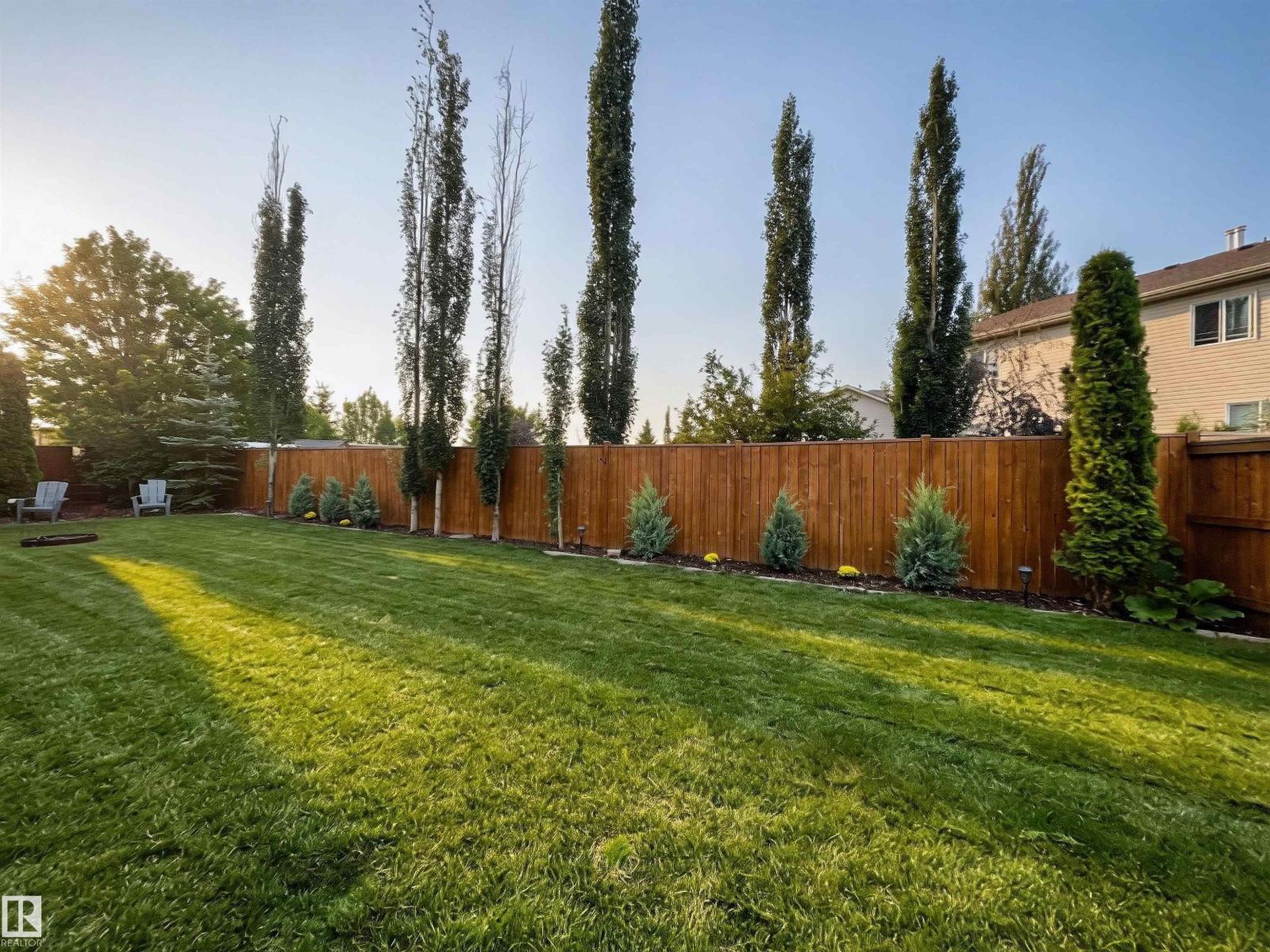 3711 161 AV NW