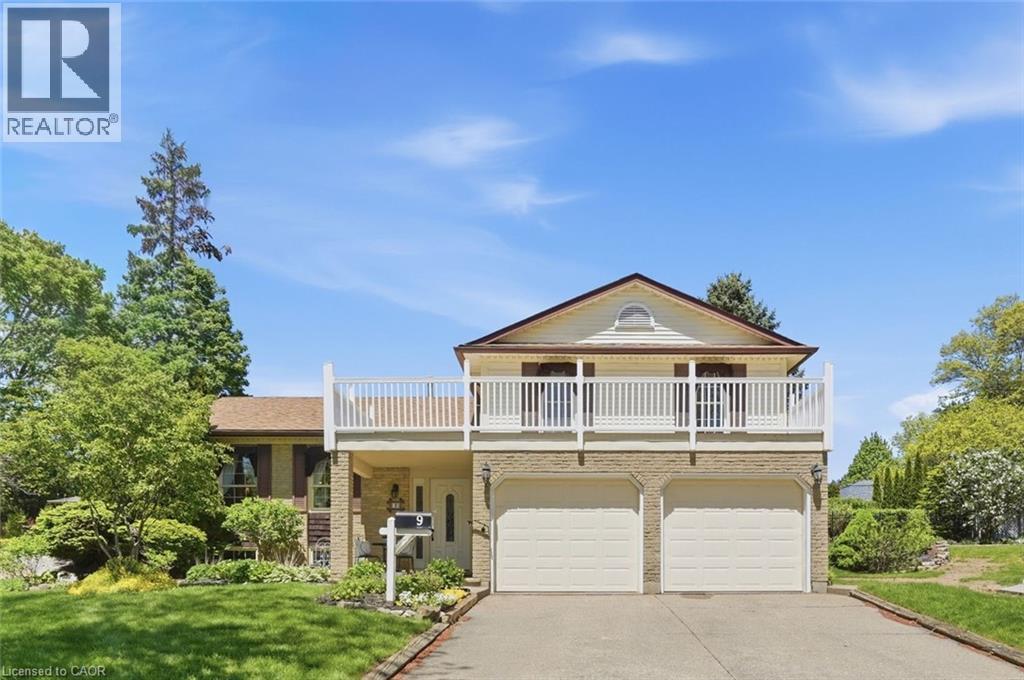 9 MAGNOLIA Court