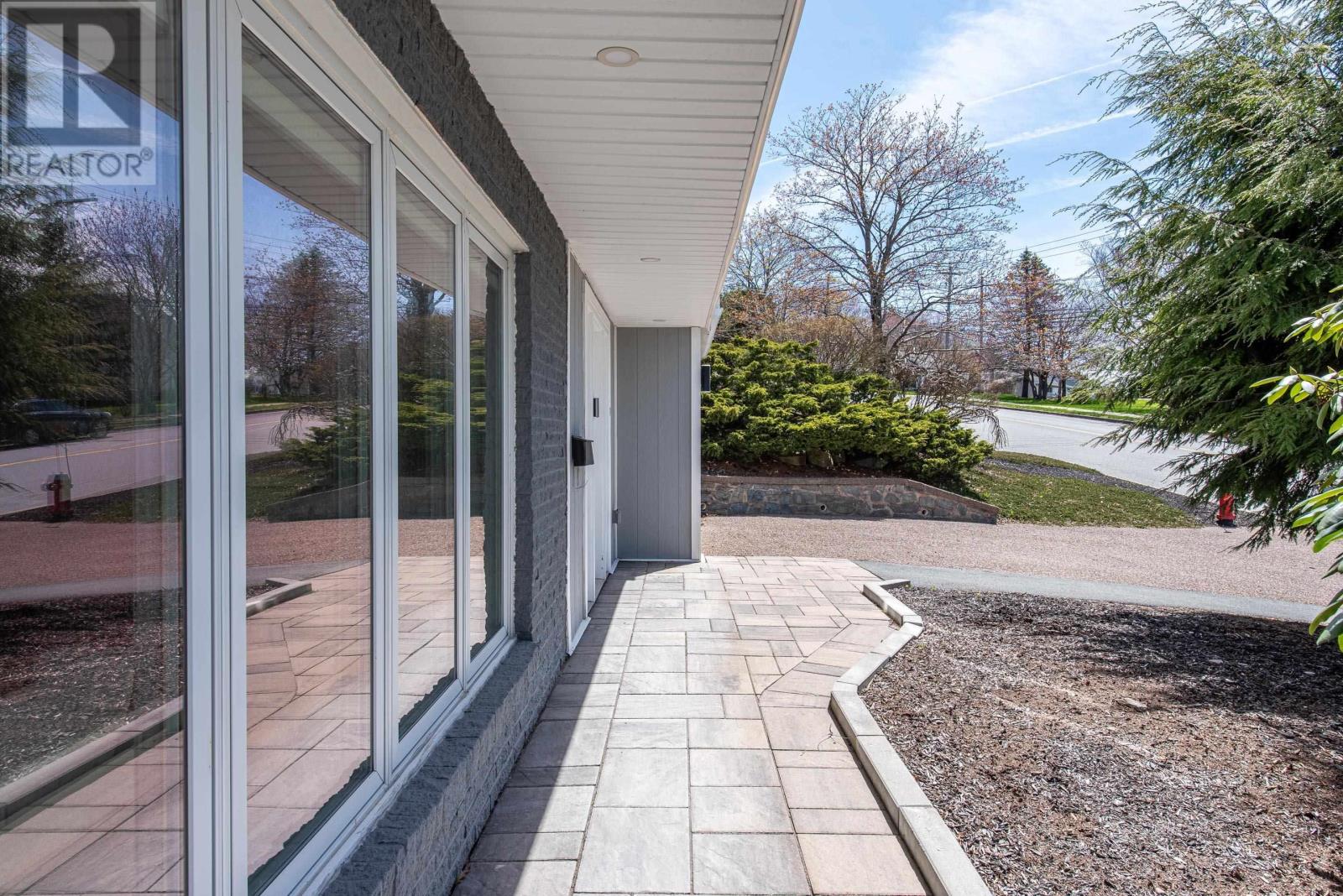 27 Montebello Drive